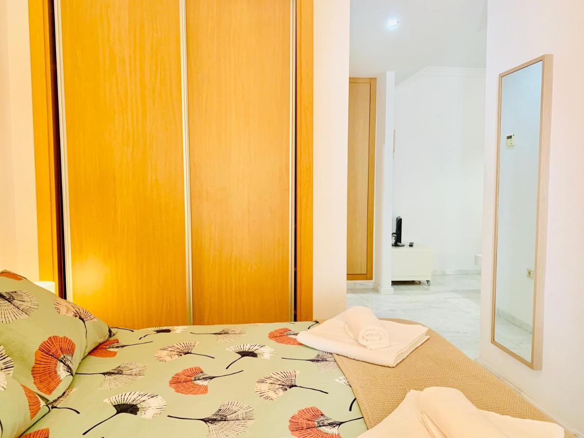 Homely Malaga Parras Con Terraza Interior Y Parking Privado Bajo Suplemento Exteriör bild