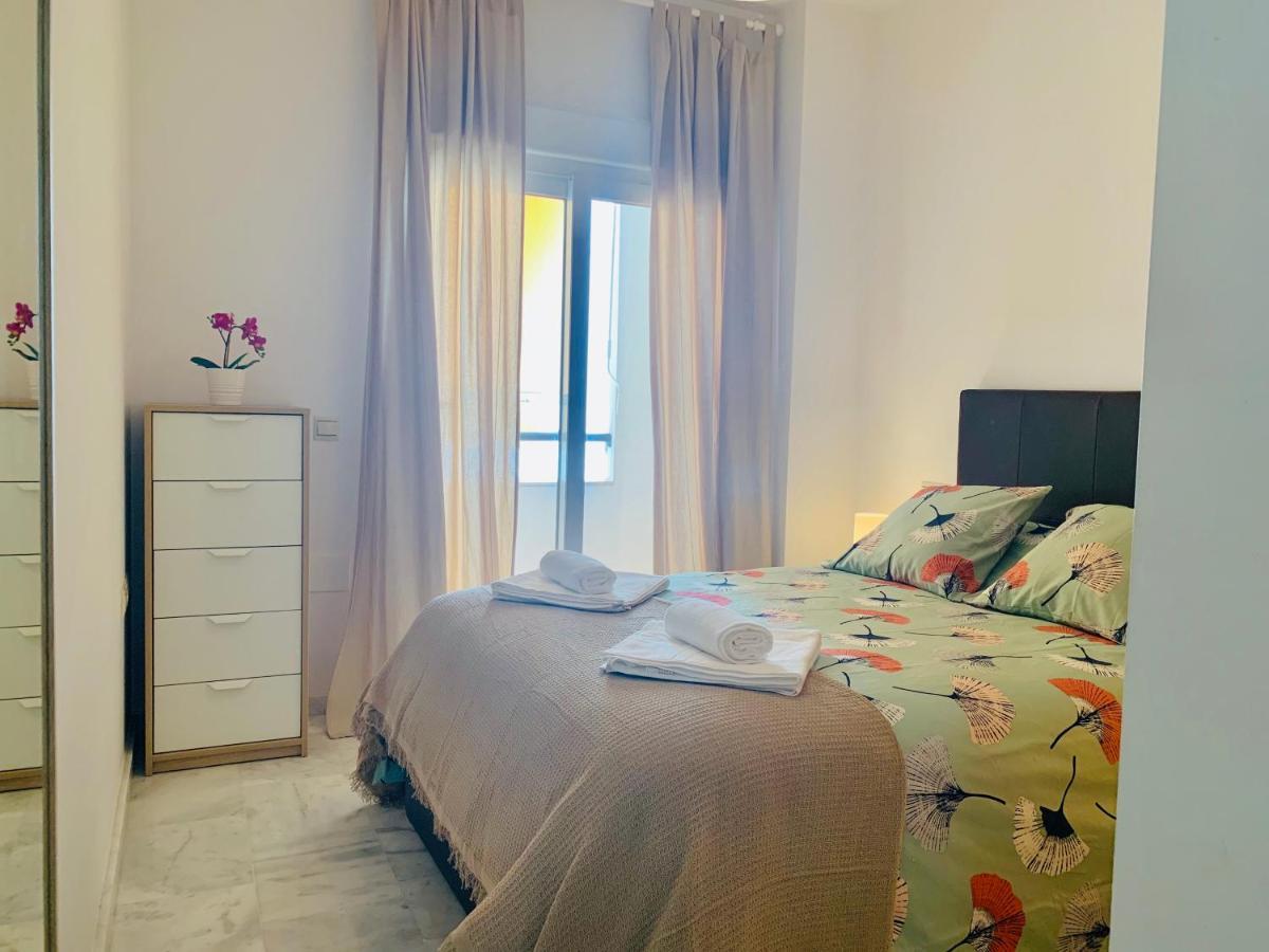 Homely Malaga Parras Con Terraza Interior Y Parking Privado Bajo Suplemento Exteriör bild
